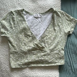 Green floral crop top